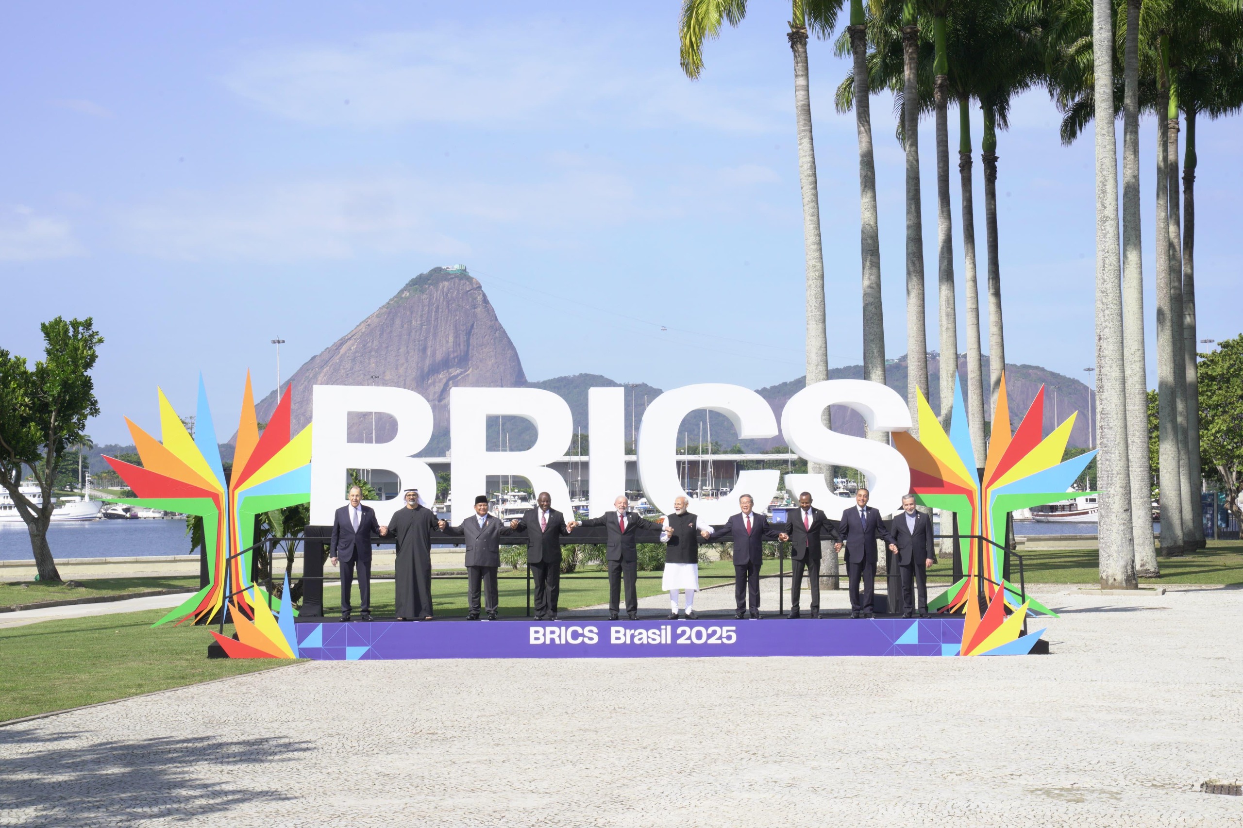 Konferensi Tingkat Tinggi (KTT) BRICS ke-17