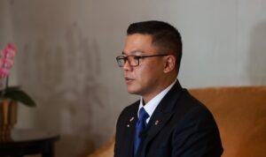 Menteri Luar Negeri Sugiono